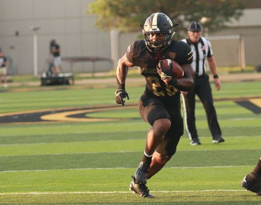 Emporia State rolls to a 44-27 win over Central Missouri